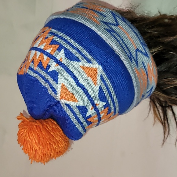 New York Knicks. Mitchell and Ness. Poof ball beanie. NBA. One size fits all. - Picture 5 of 8